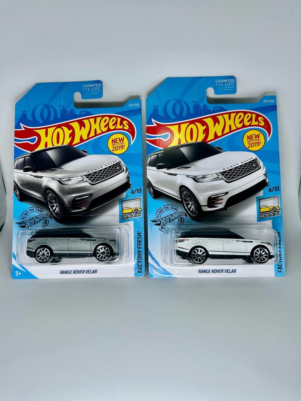 Hot Wheels Range Rover Lot Of 2x - Range Rover Velar Silver & White Kroger Excl